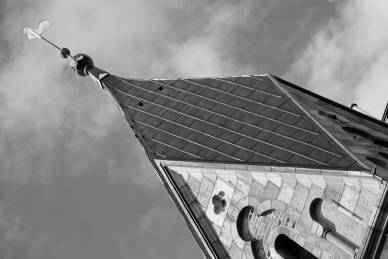 Bild: Turm-mit-Hahn
